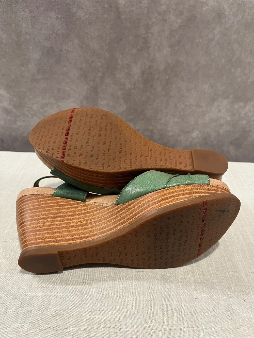 Miz Mooz Ruthy Green Wedge Platform Sandals - Comfortable Open-Toe size 7.5